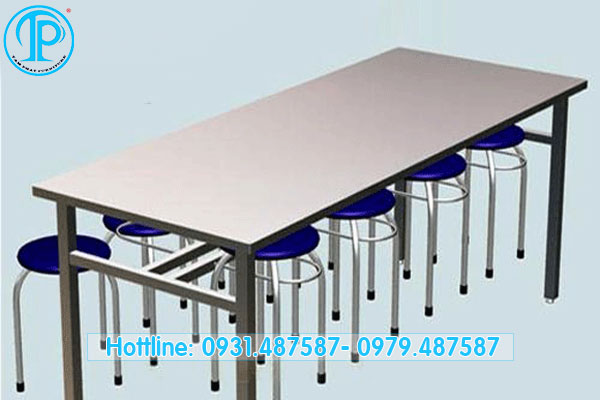 Bàn ăn công nghiệp
