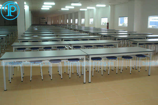 bàn ăn công nghiệp